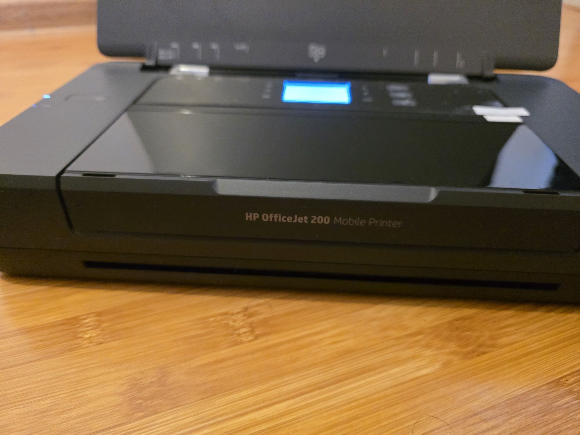 Imprimanta Mobila Portabila HP OfficeJet 200, set 2 cartuse XL NOI