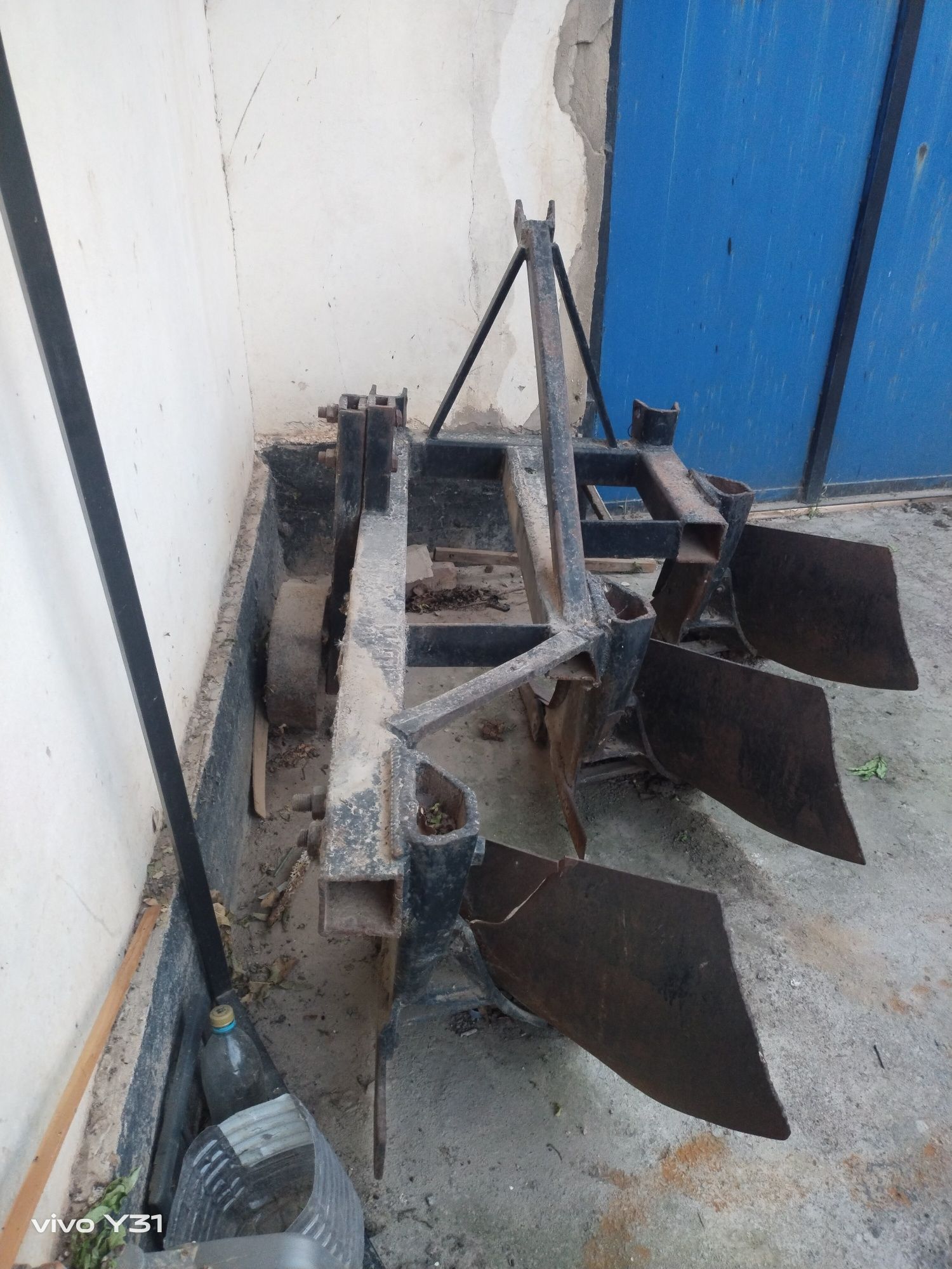 Plug srochna sotiladi aybi yuq