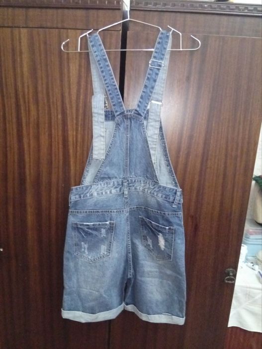 Продам комбинезон женский