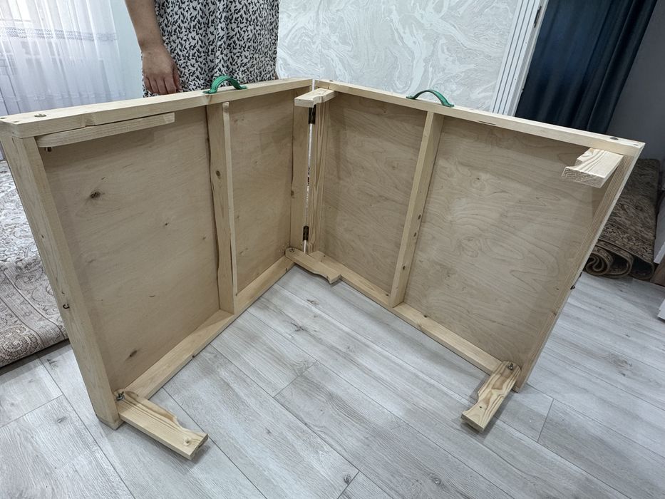 Продается стол 2 м