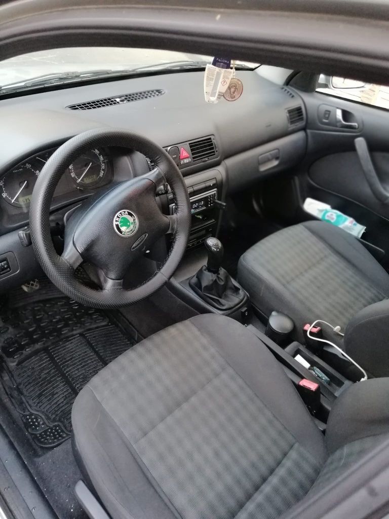 Skoda Octavia 1.6 gpl