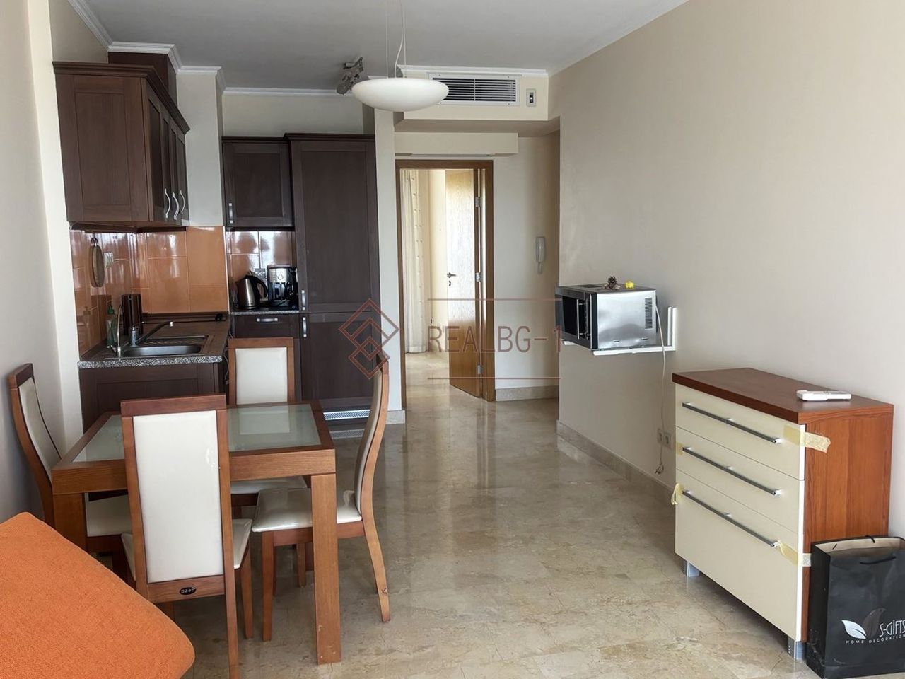 Продава се Двустаен апартамент в с. Кранево, Област Добрич - 62 кв.м за 1162 €/кв.м - Снимка #6
