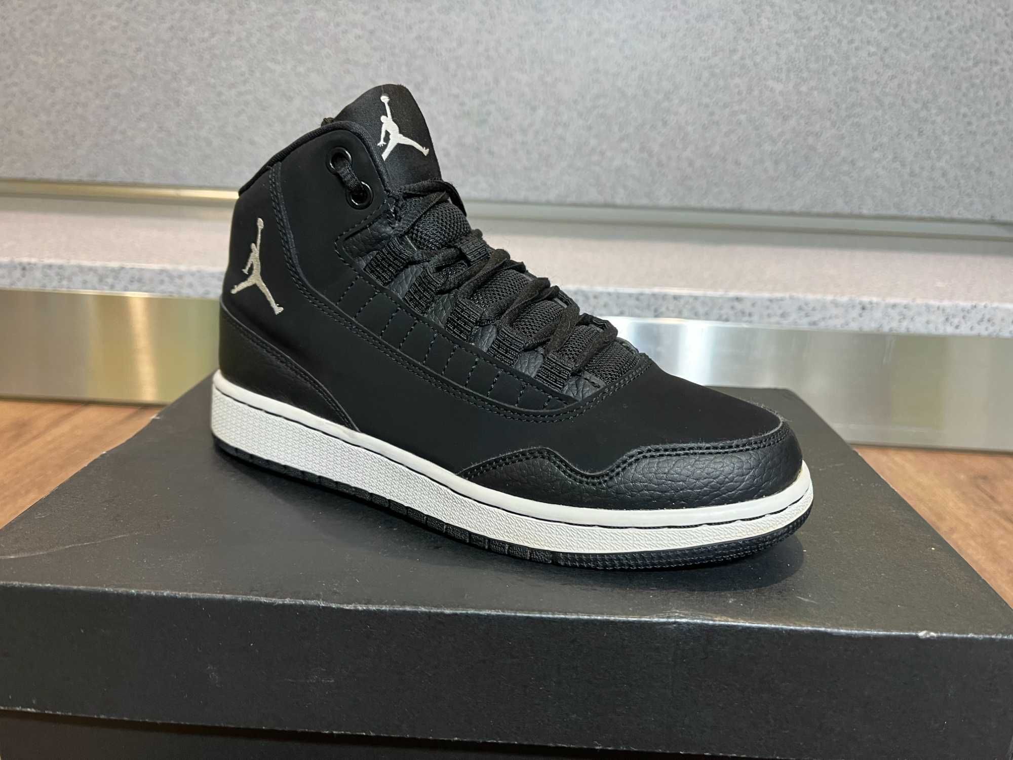 ОРИГИНАЛНИ *** Nike Air Jordan Executive BG Black