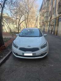 Продам KIA Ceed + комплект резины