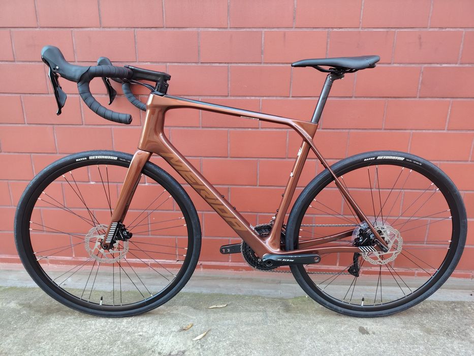 Cursiera Carbon MERIDA SCULTURA ENDURANCE 4000 / 2 x 11 Shimano 105