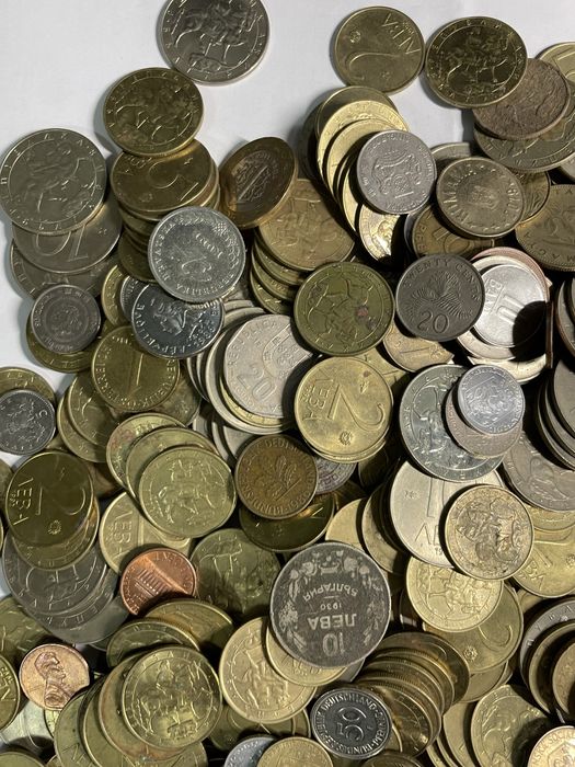 Огромен лот монети