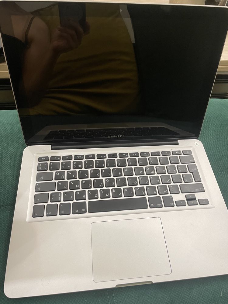 Продается Macbook Pro