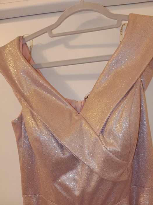 Rochie cu sclipici lunga