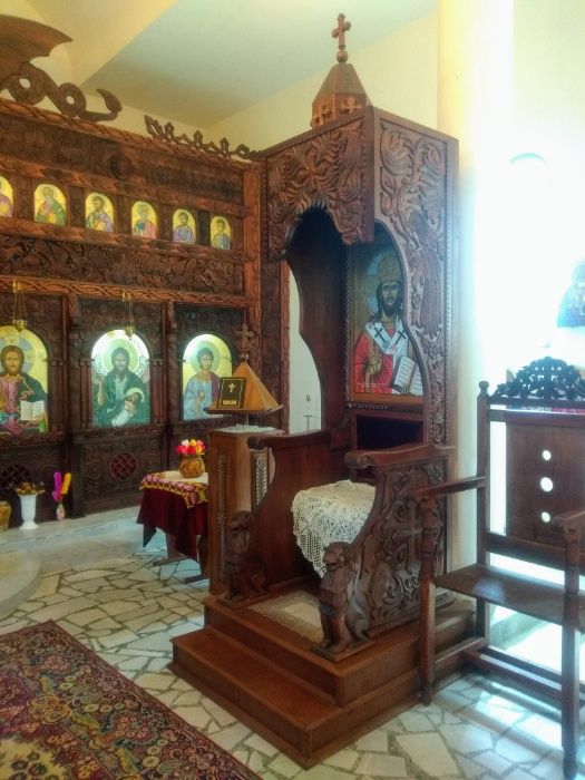 Църковно обзавеждане