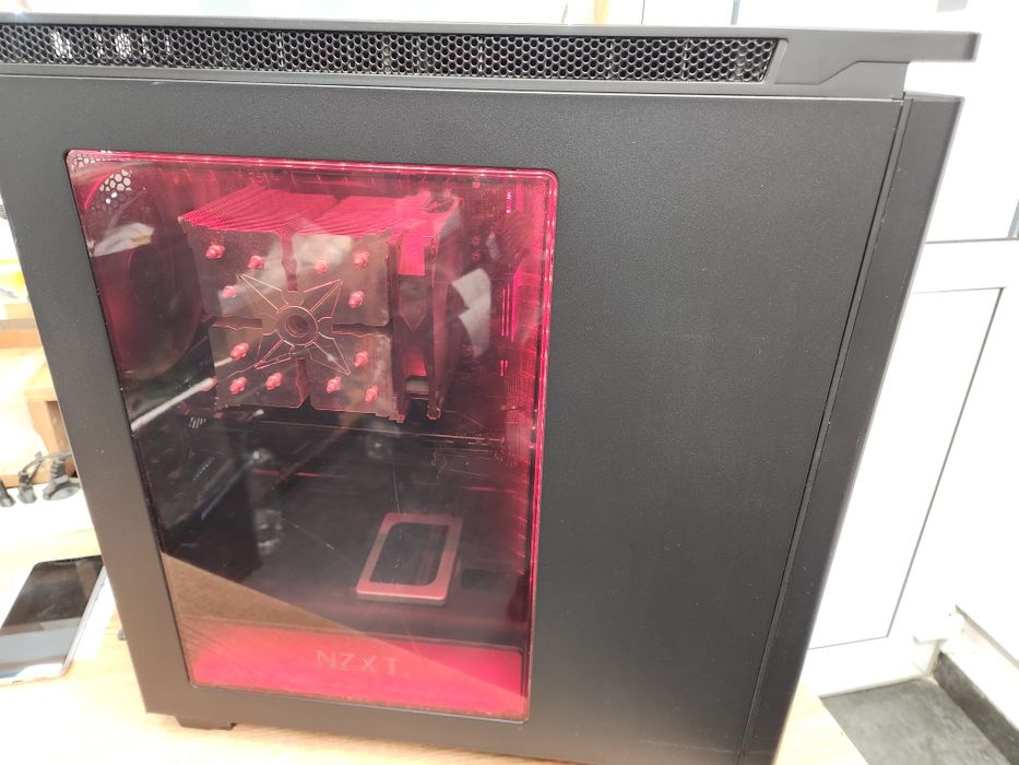Hope Amanet P11-Gaming PC i5-7th/ram 16gb/ssd 500gb/GTX 1080-8gb