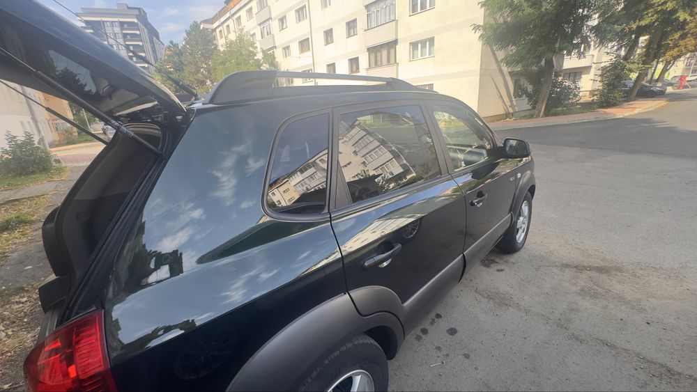 Se vinde Hyundai Tucson 2007,4*4,Euro 4+un set jante cu cauciucuri de