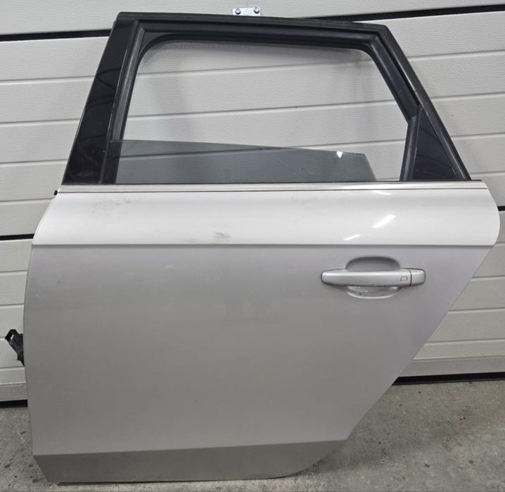 Usa Dreapta fata/Spate /Stanga Spate Audi A4 B8.5 Variant/ breck LX7W