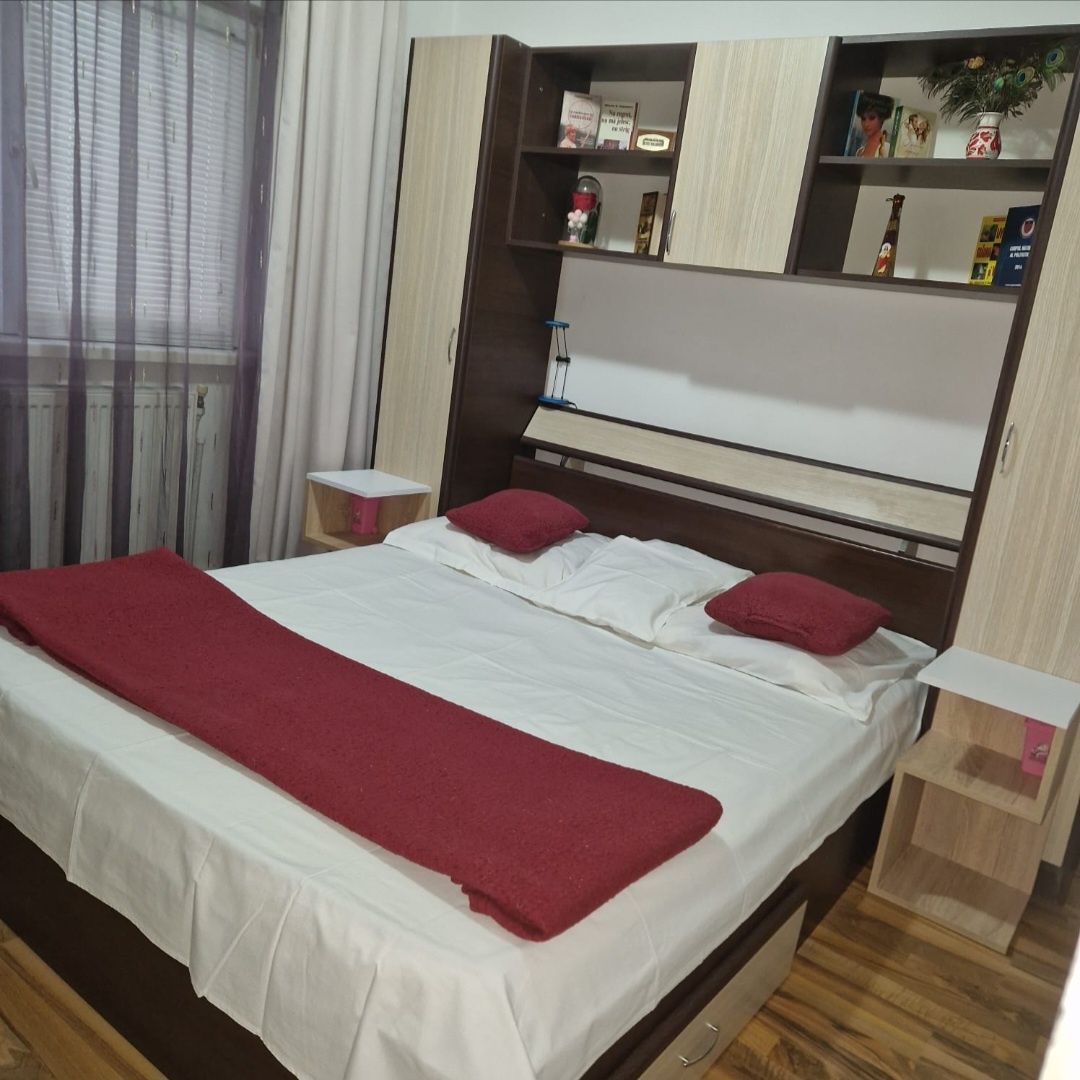 Închiriez apartament 2 camere,Constanța