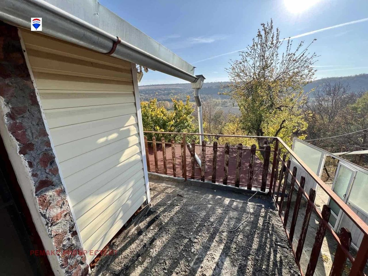 Продава се Къща в с. Басарбово, Област Русе - 80 кв.м за 1124 €/кв.м - Снимка #5