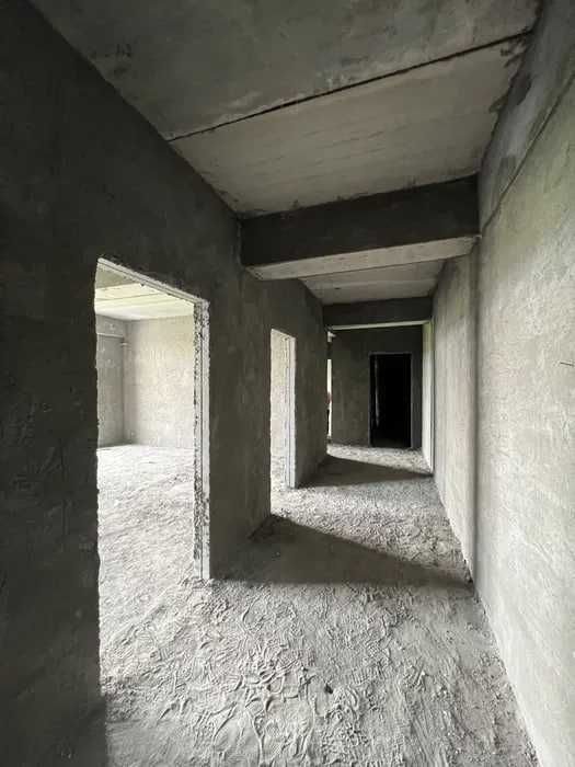 рохат зор нархда 3хонали коробка кадастр бор Жк China House 81м2;