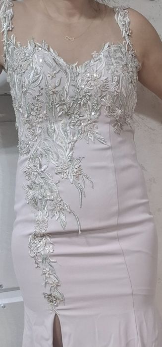 Официална рокля!