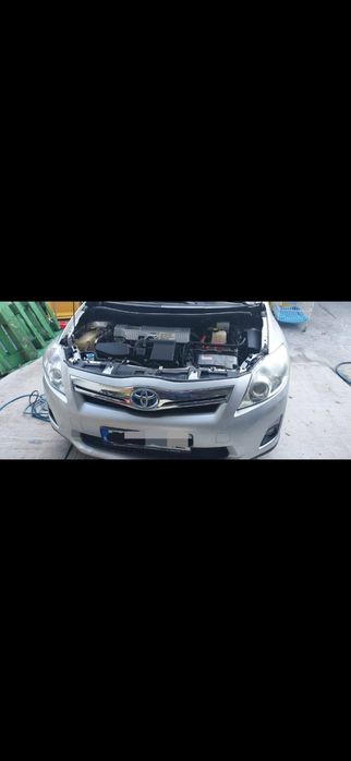 Vand Toyota 2013 Hibrid stare foarte buna