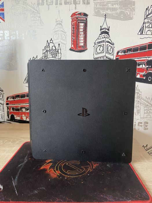PlayStation 4 Slim 500 gb SSD fortnite,GTA V,
