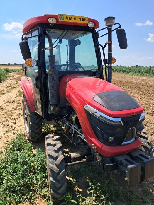 Tractor legumicultură , livezi Model MTZ 35 cai , 4x4 , climă , cabină