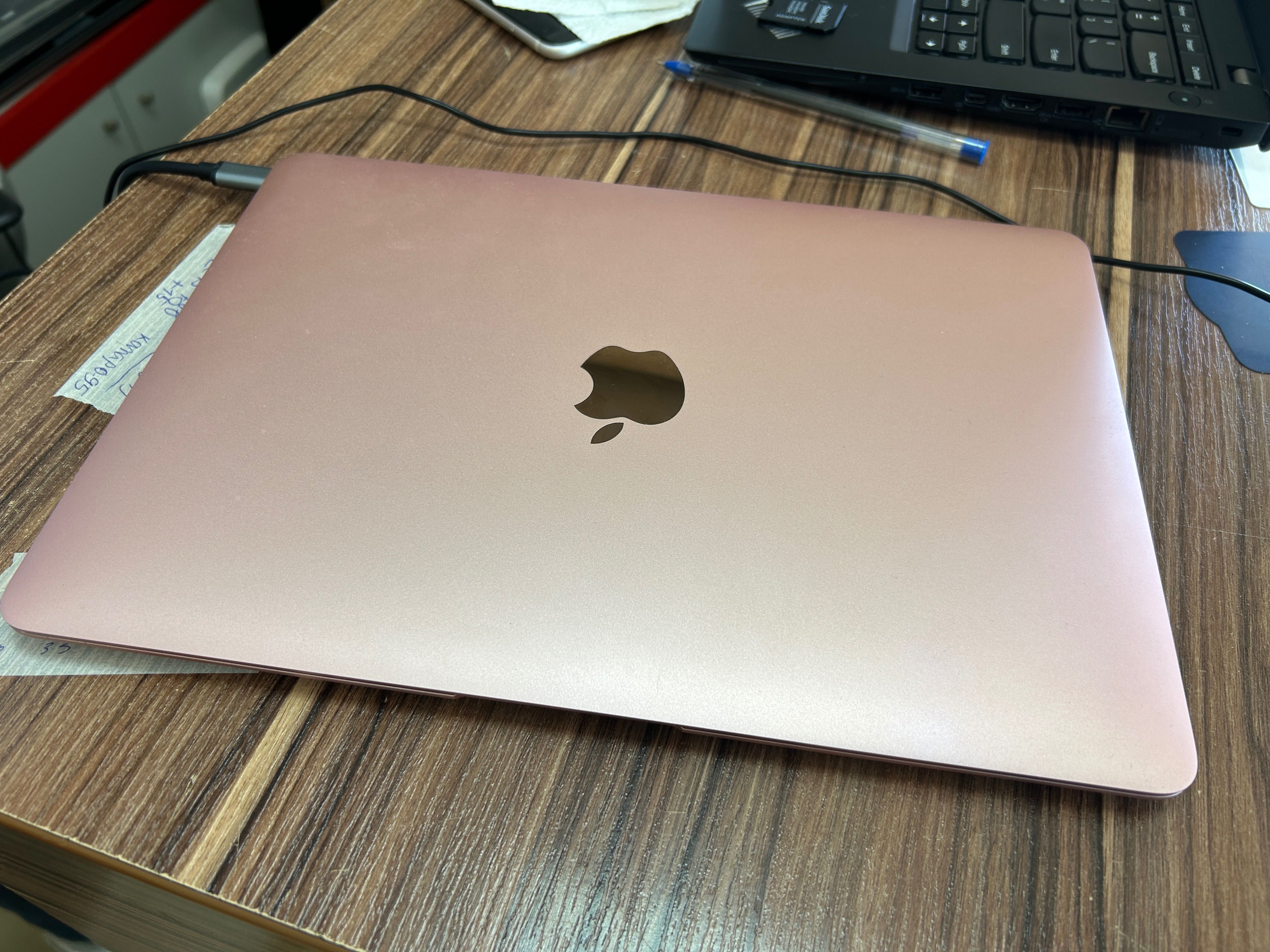 Apple MacBook A1534 12”