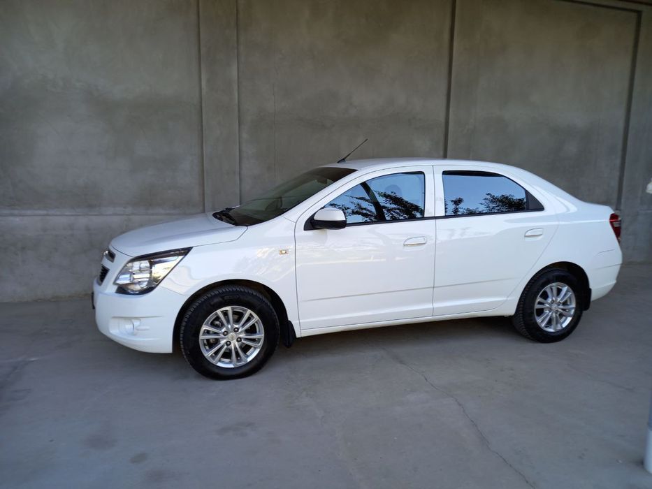 Cobalt 2024 yil. Bir qo'l xaydalgan