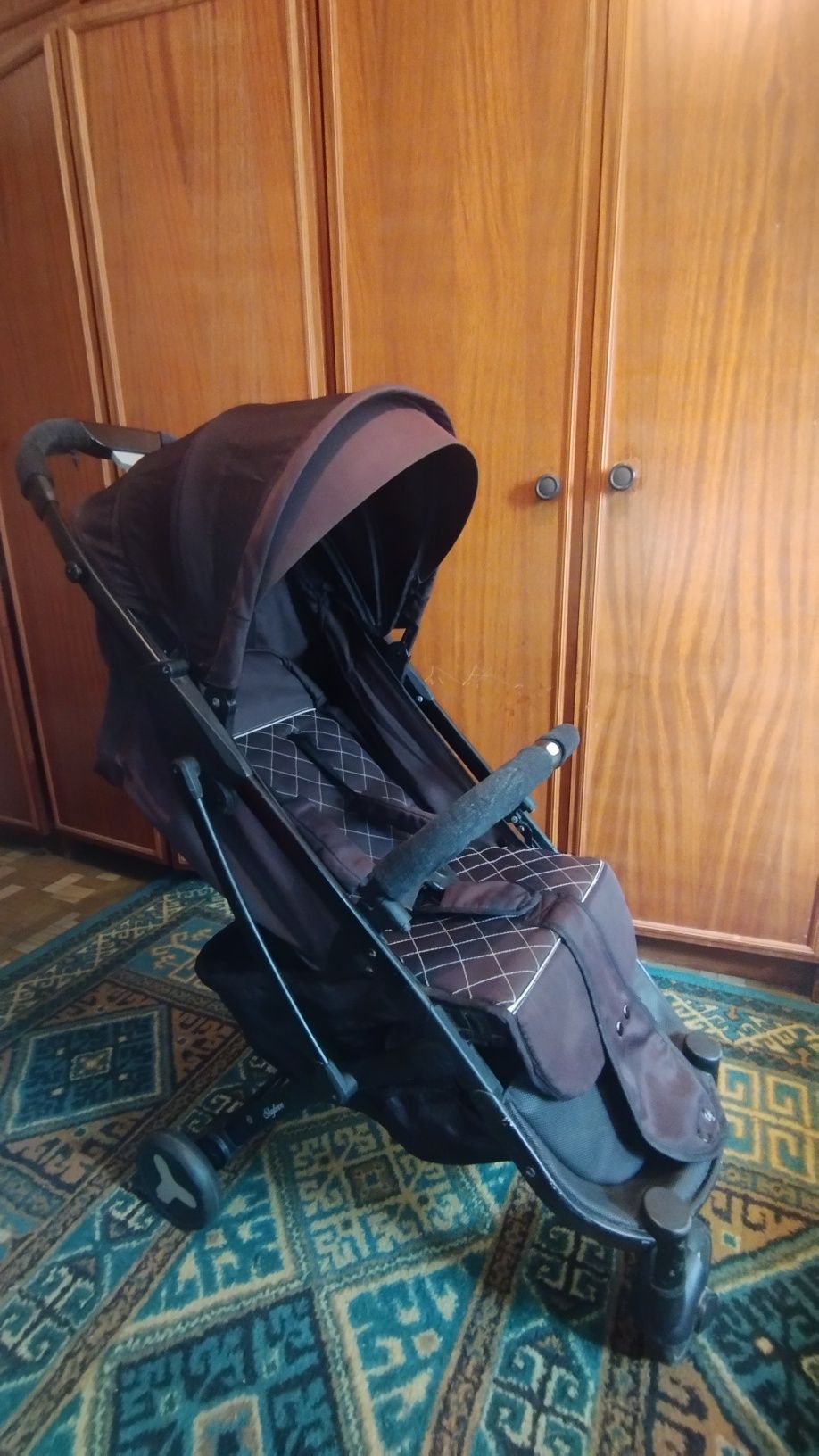 Продам детскую коляску
