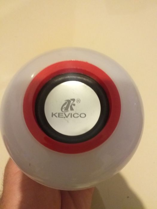 Bec led boxa cu bluetooth