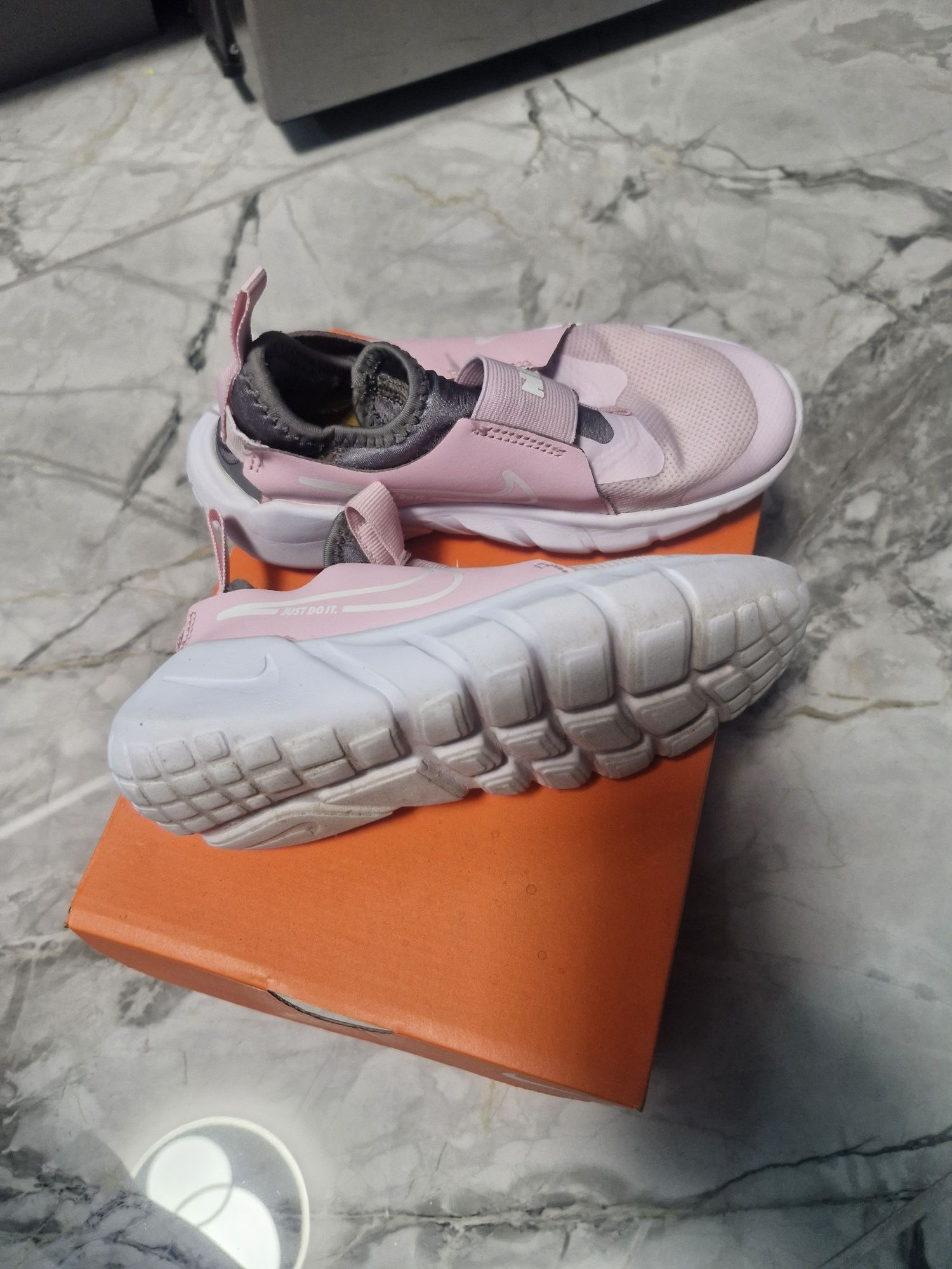 Детски маратонки NIKE FLEX RUNNER 2 Pink DJ6040-600
