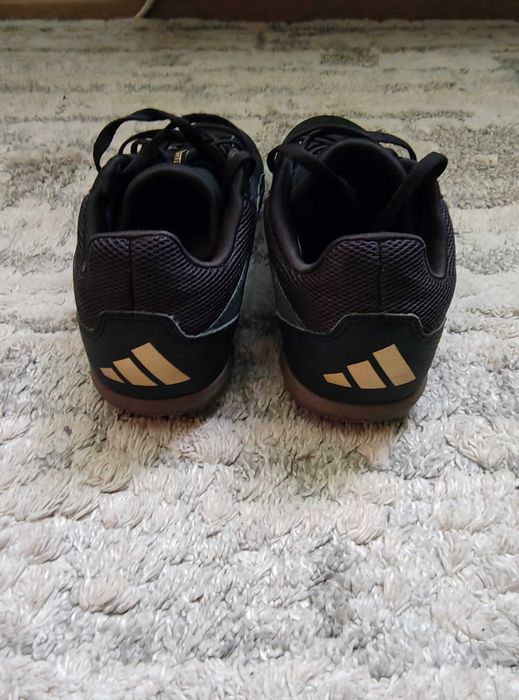 Маратонки за футбол Adidas predator