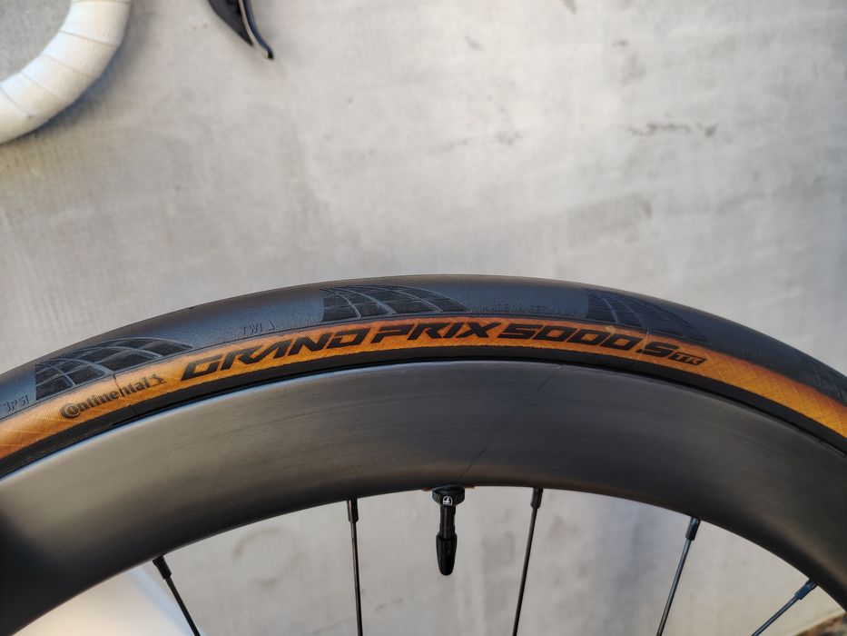 Cursiera Shimano di 2, Full carbon,Ultegra 2x12-model nou