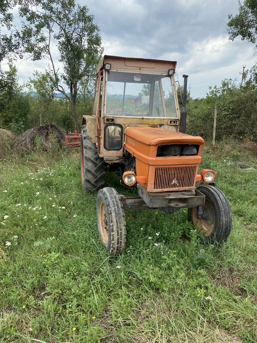 Tractor Fiat 850 OM sau schimb cu balotiera rotunda!!