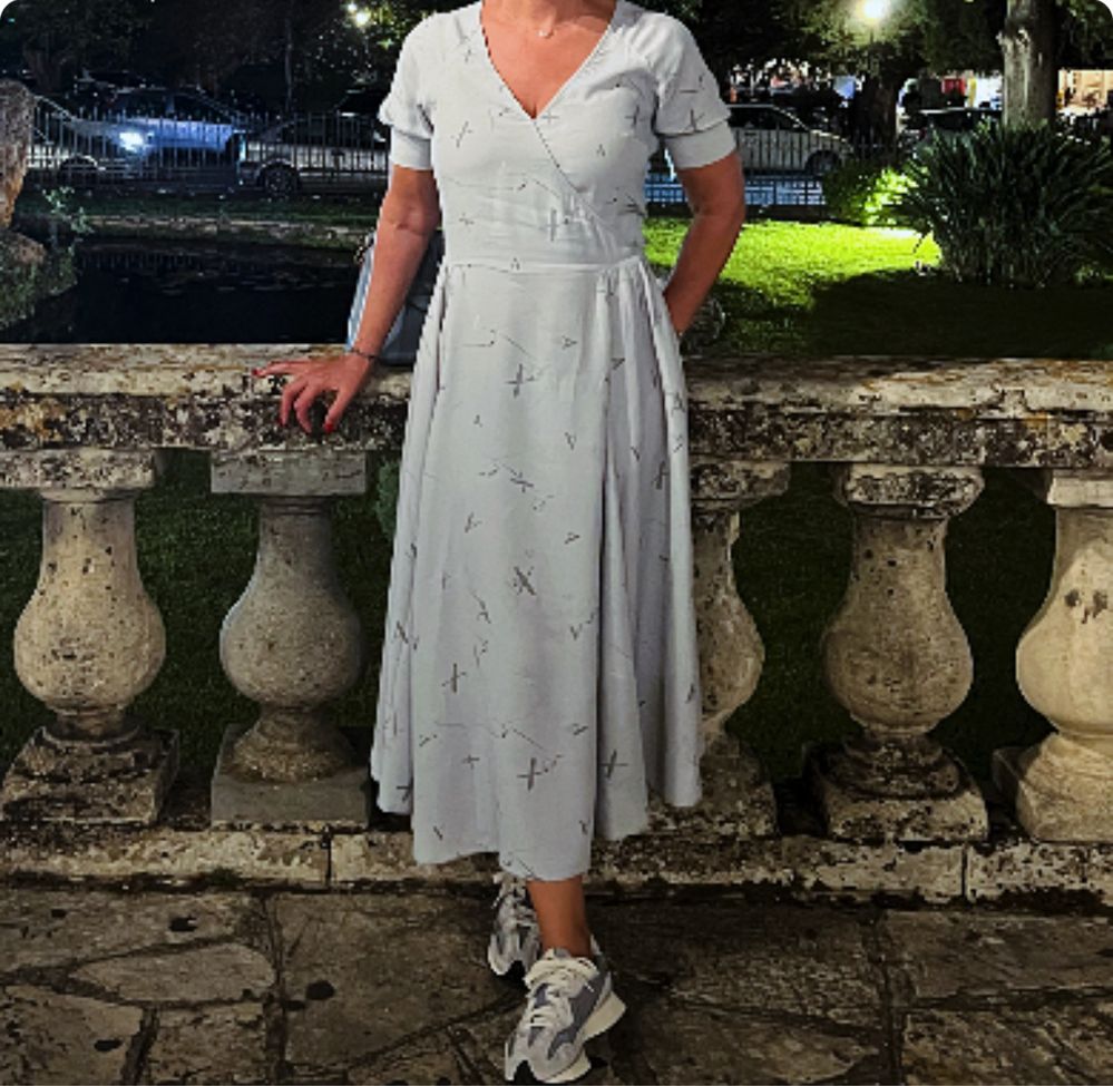 Armani Exchange рокля