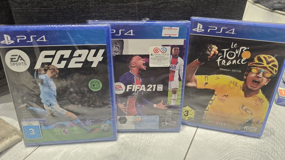Диски ps4 любой диск из этого фото 255000 сум