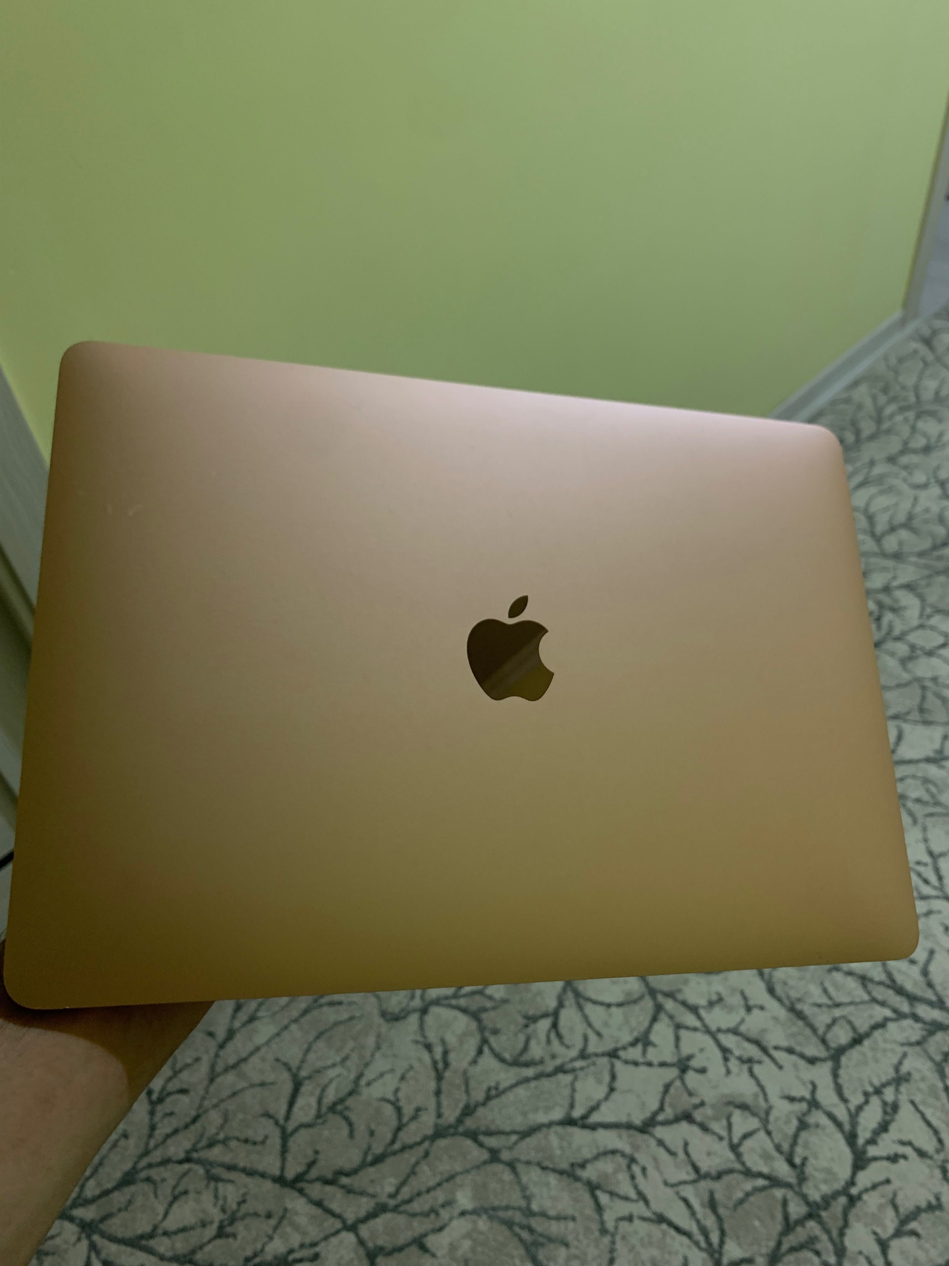 MacBook Air 13.3 i5 2018yil