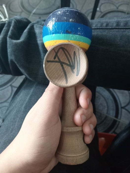 Kendama semnată de xremus