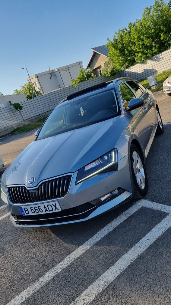 Skoda superb panoramă, camera