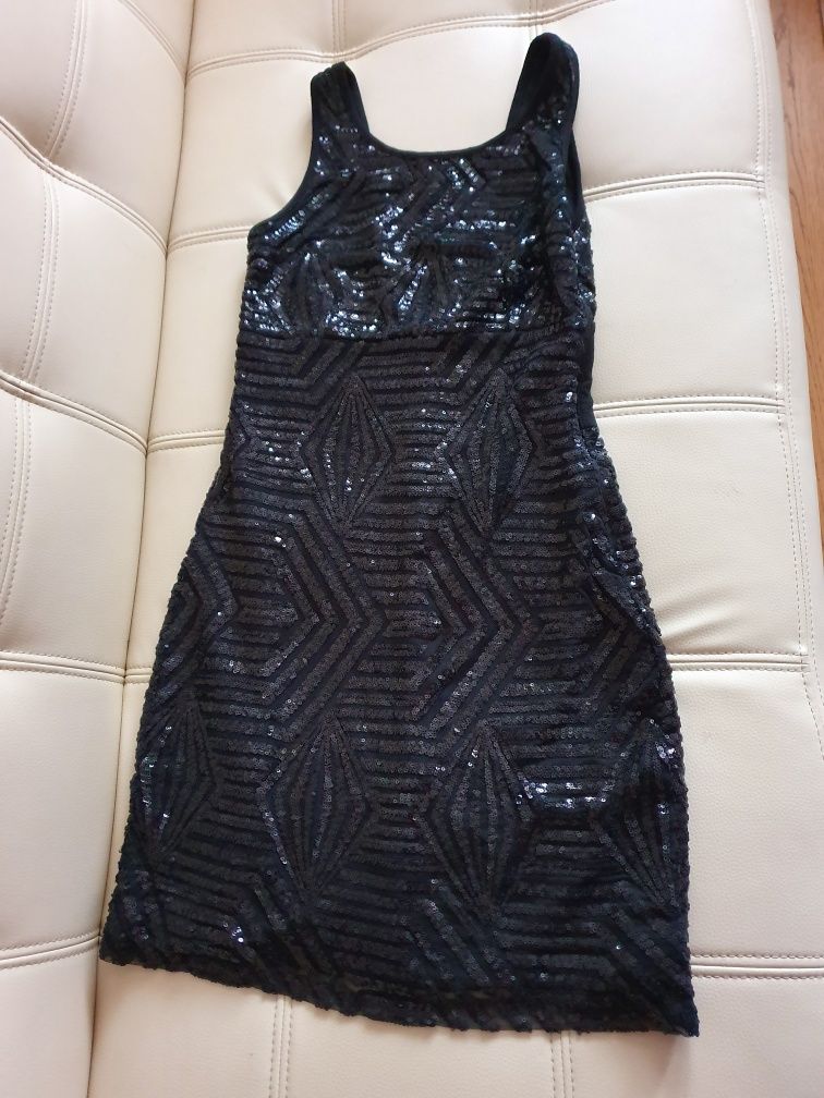 Rochie rochita neagra cu paiete vila mar s s