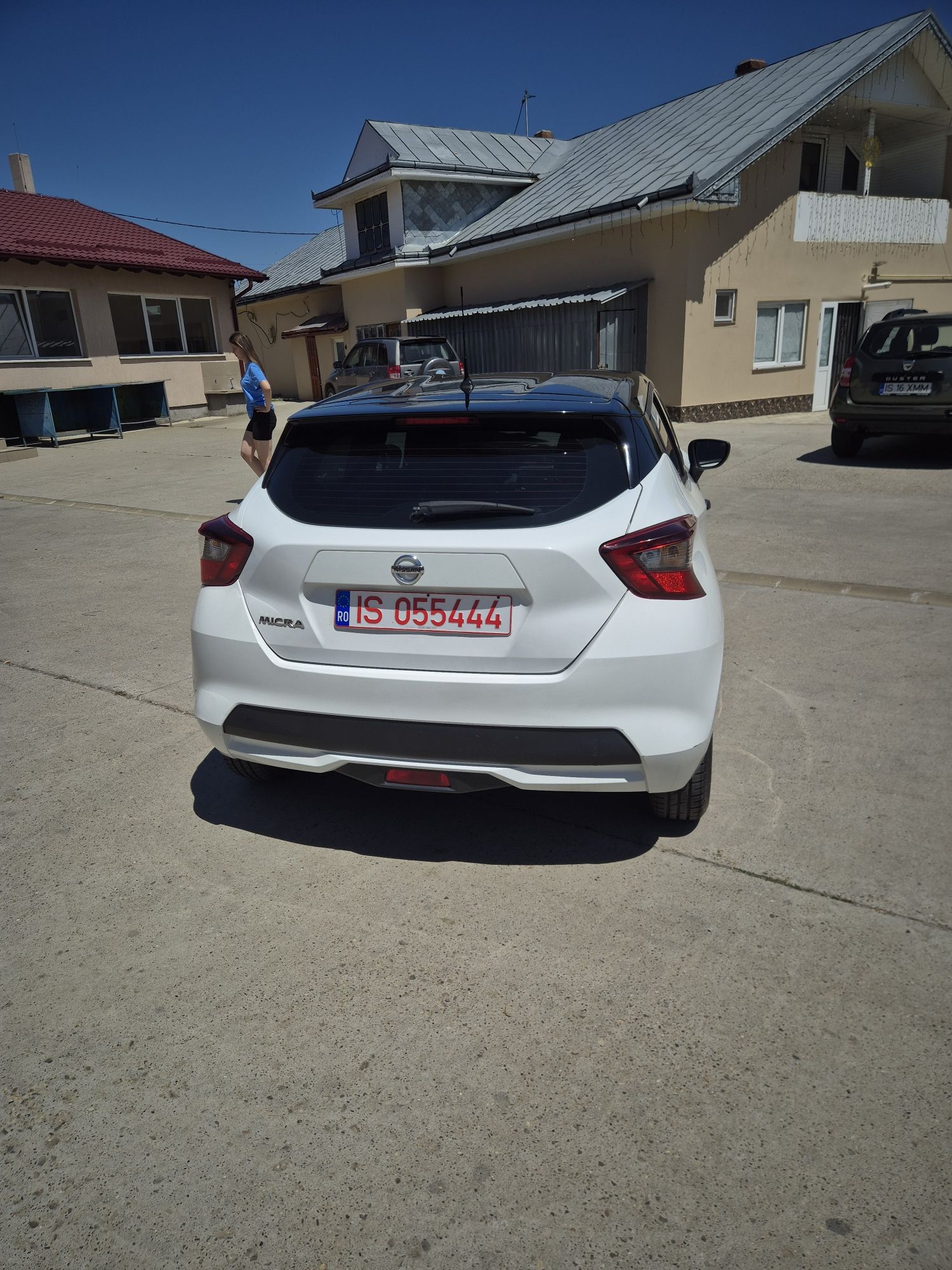 Vând nissan micra 2018