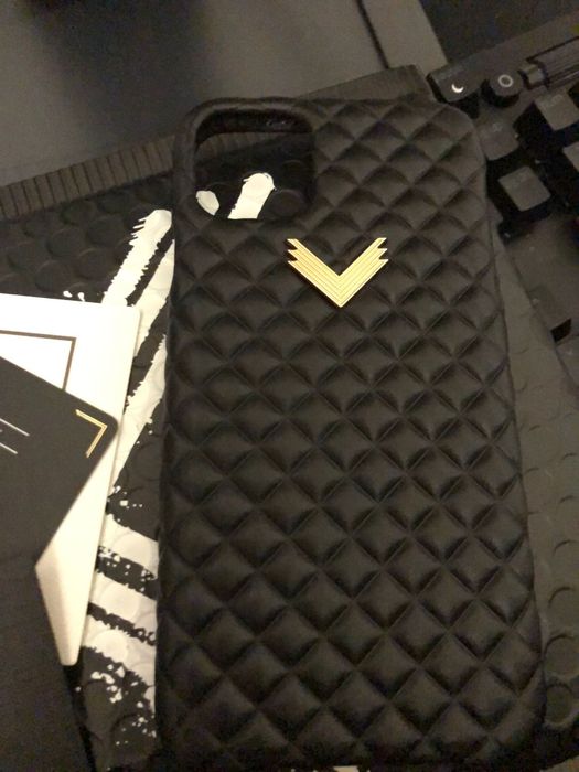 Husa neagra piele naturala Velante Iphone 11 Pro Max