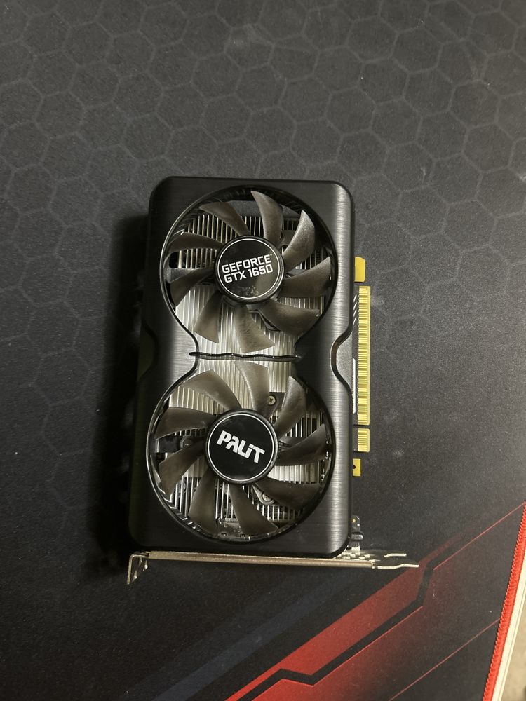 GEFORCE GRX 1650 + 8GB ram