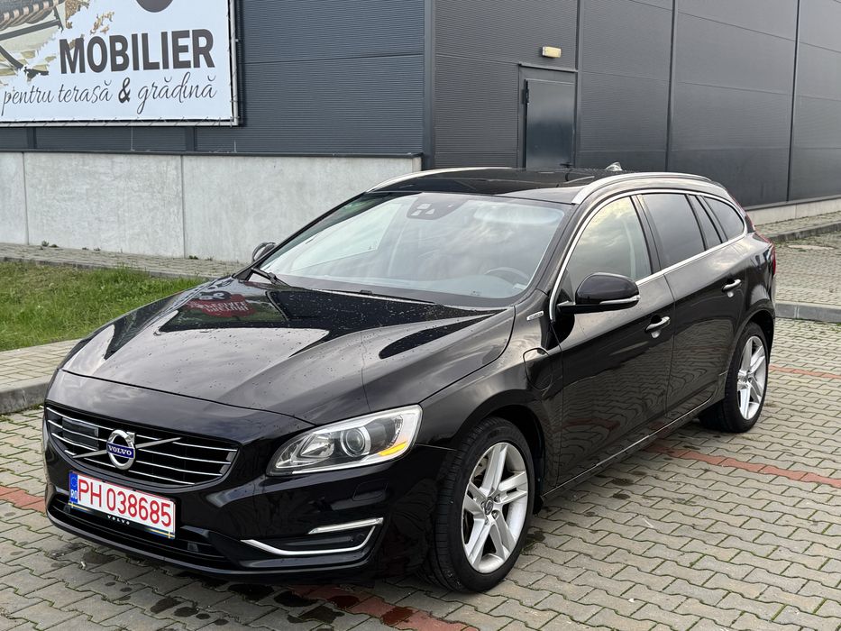 Volvo V60 D6 4x4, 2.4 diesel/Plug-in Hybrid, Automat