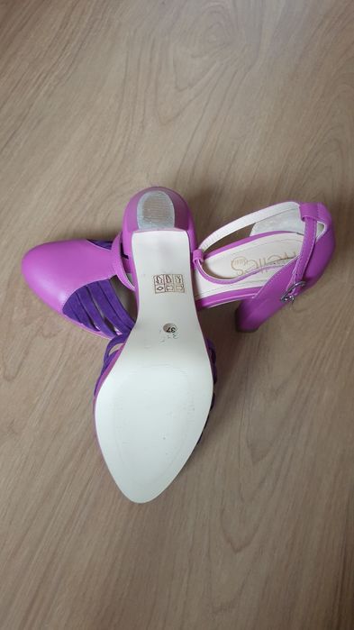 Lot incaltari piele 37, noi sau in stare f buna