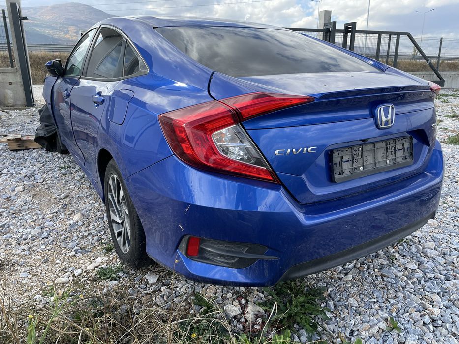 Honda Civic sedan X , НА ЧАСТИ