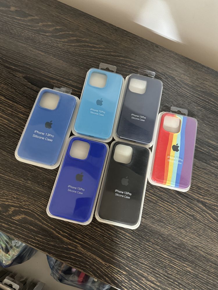 Husa Apple Gri Negru Alb Roz iPhone 15 Pro Max, 15 Pro, 14 Pro Max