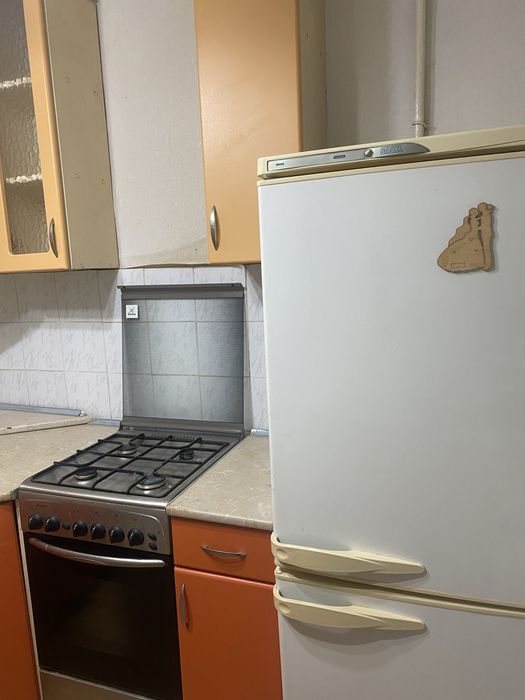 Холодильник газовая плита продам