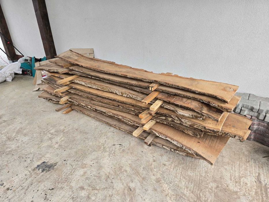 Cherestea nuc, nefasonata, uscata 3 ani