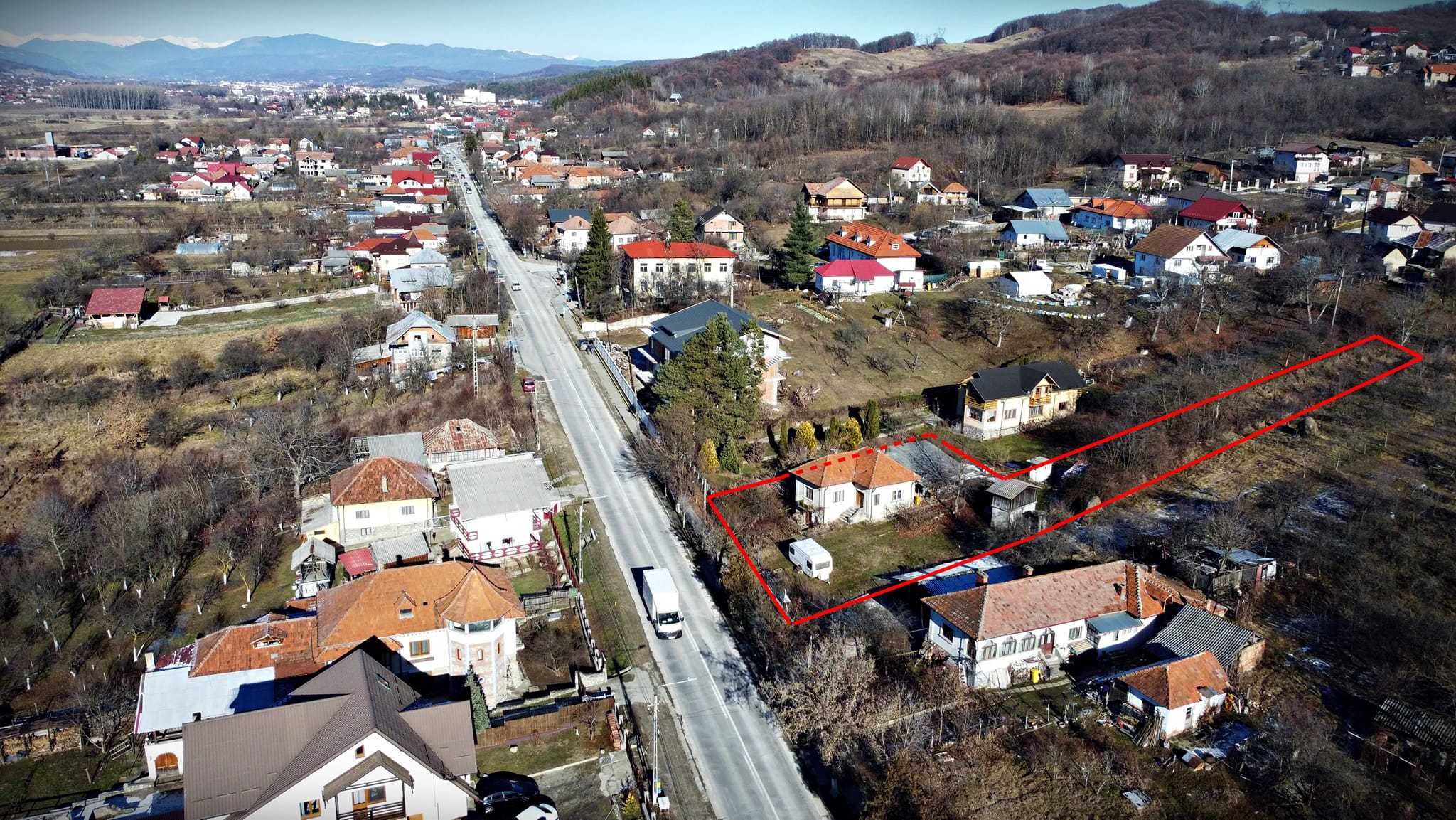 Casa de vanzare, Curtea de Arges ( Valea Sasului )