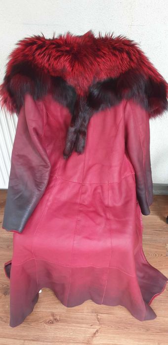 Haină elegantă guler vulpe