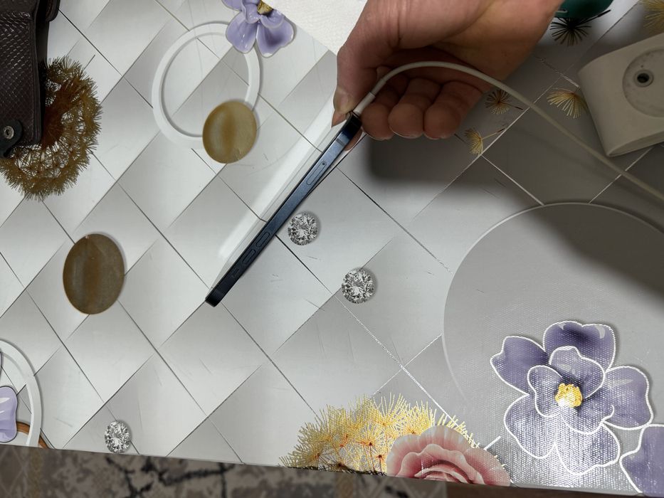 Продается iPhone – 13