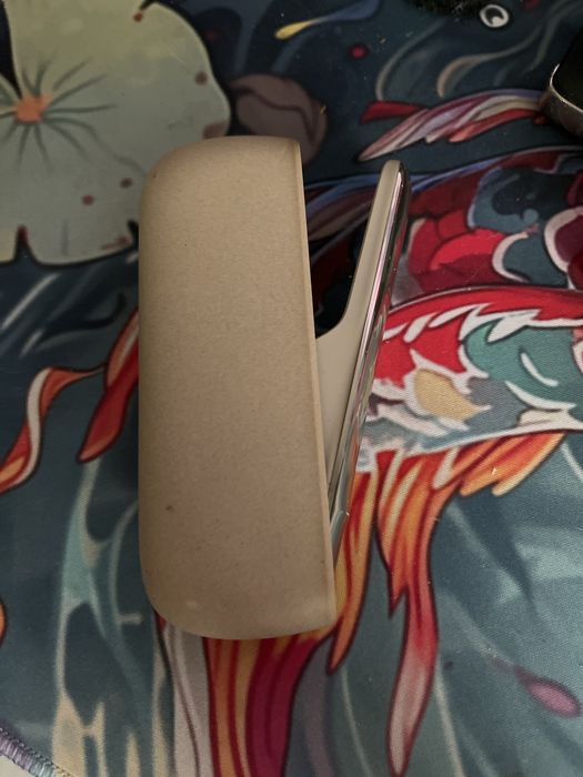 Iqos Iluma fara pen